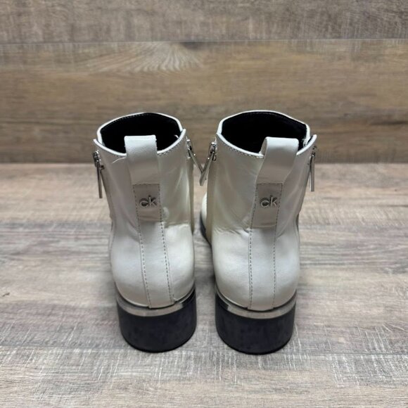 Calvin Dlein Deniece White Block Heel Zipper Clousre Ankle Boots Women's Size 8 - Picture 3 of 7